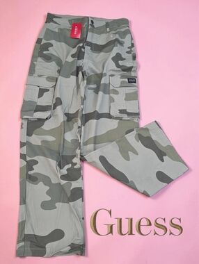 New Guess cargo camo pants Women size M